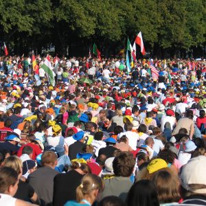 während des Gottesdienstes auf der Hofgartenwiese