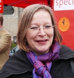 Gieslint Grenz, schulpolitische Sprecherin der SPD-Fraktion im Rat der Stadt Bonn
